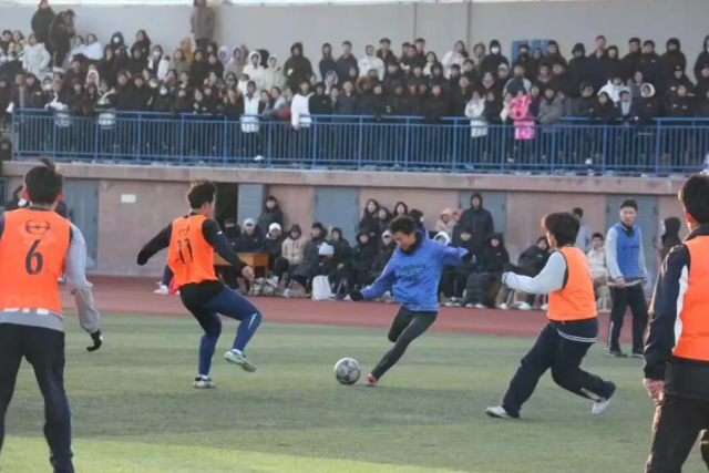 调换学生座位优化校园用眼环境构建校园监测家庭执行防控闭环 调换学生座位优化校园用眼环境构建校园监测家庭执行防控闭环